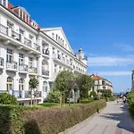 Haus Am Park 16 * Ostseebad Kühlungsborn