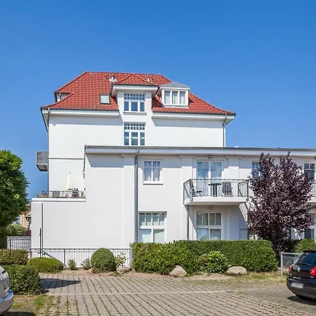 Haus Am Park 16 Apartment Kuehlungsborn